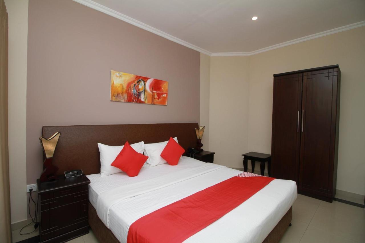 Oyo 317 Choy'S Waterfront Residence Negombo Exterior foto